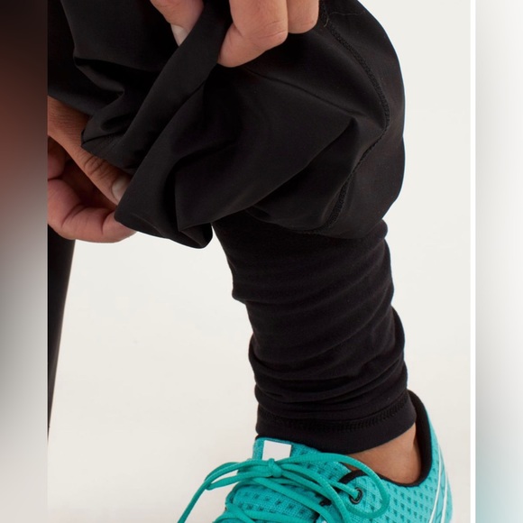 Lululemon Run: Dog Runner Pant
Black - Picture 3 of 11